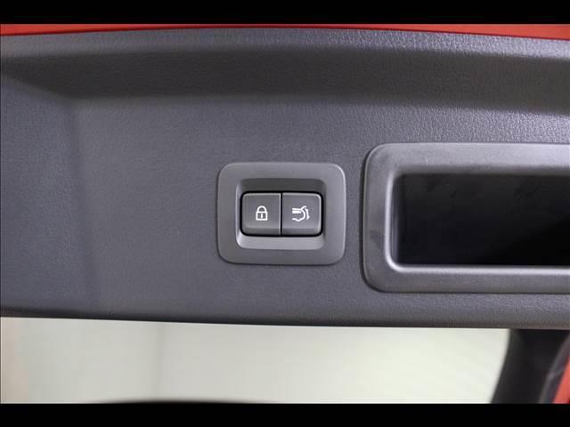 20S ブラックトーンエディション 20S BlackToneEdition 登録済未使用車 ナビTV(9枚目)