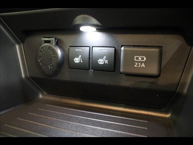 Z 登録済未使用車 衝突軽減ブレーキ クルーズコントロール コーナーセンサー シートヒーター オートライト 横滑り防止 アイドリングストップ プッシュスタート 17インチアルミホイール(17枚目)
