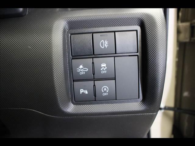 Z 登録済未使用車 衝突軽減ブレーキ クルーズコントロール コーナーセンサー シートヒーター オートライト 横滑り防止 アイドリングストップ プッシュスタート 17インチアルミホイール(30枚目)