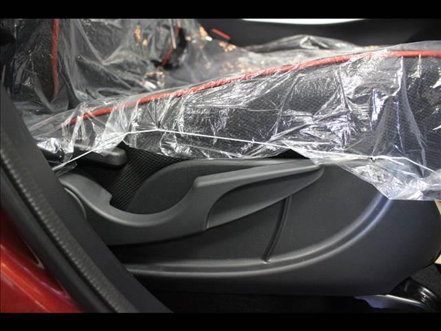Z 登録済未使用車 衝突軽減ブレーキ クルーズコントロール コーナーセンサー シートヒーター オートライト 横滑り防止 アイドリングストップ プッシュスタート 17インチアルミホイール(34枚目)
