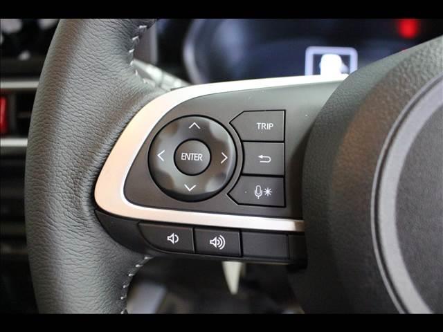 Z 登録済未使用車 衝突軽減ブレーキ クルーズコントロール コーナーセンサー シートヒーター オートライト 横滑り防止 アイドリングストップ プッシュスタート 17インチアルミホイール(33枚目)