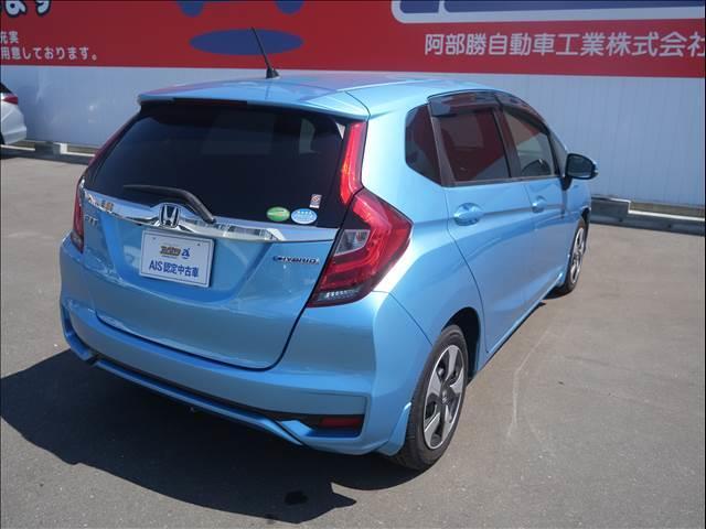 フィットハイブリッド ＨＹＢＲＩＤ・Ｌ　Ｈｏｎｄａ　ＳＥＮＳＩＮＧ　衝突軽減ブレーキ　ナビ　バックカメラ　オートエアコン　クルーズコントロール（7枚目）