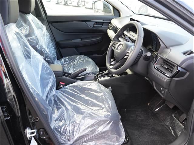 ＷＲ－Ｖ Ｚ＋　ＢＬＡＣＫ　ＳＴＹＬＥ　登録済未使用車（11枚目）