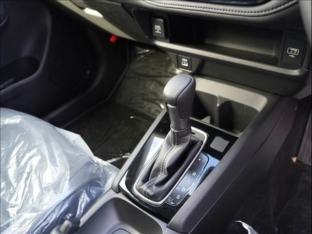 ＷＲ－Ｖ Ｚ＋　ＢＬＡＣＫ　ＳＴＹＬＥ　登録済未使用車（18枚目）