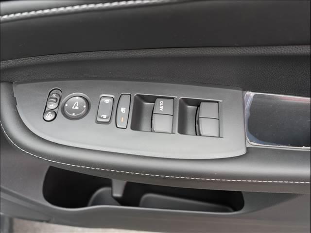 ＷＲ－Ｖ Ｚ　登録済未使用車（12枚目）