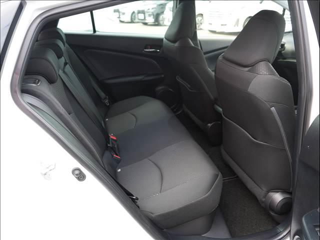 プリウス SセーフティプラスII(24枚目)