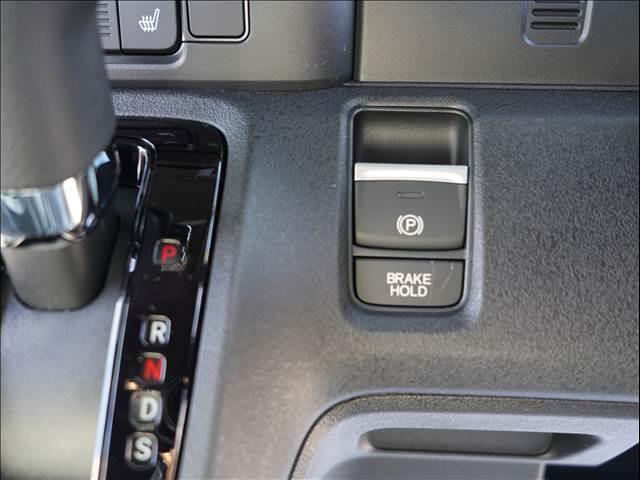 Ｎ－ＢＯＸカスタム ベースグレード　届出済未使用車（30枚目）