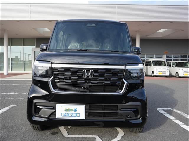 Ｎ－ＢＯＸカスタム ベースグレード　届出済未使用車（4枚目）