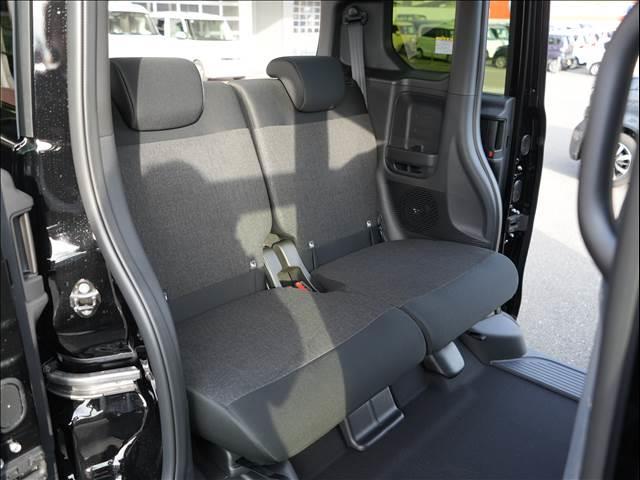 Ｎ－ＢＯＸカスタム ベースグレード　届出済未使用車（31枚目）