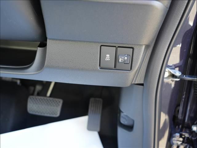 Ｎ－ＢＯＸカスタム ベースグレード　届出済未使用車（29枚目）