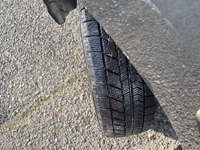 ワゴンＲスティングレー Ｘ　４ＷＤ（車検２年）基本装備フル装備　社外ＣＤオーディオ　スマートキー　プッシュスタート　ＡＢＳ　社外１４インチＡＷスタッドレスタイヤ装着　タイミンチェーンエンジン（5枚目）