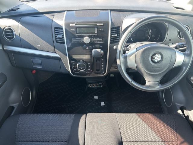 ワゴンＲスティングレー Ｘ　４ＷＤ（車検２年）基本装備フル装備　純正ＣＤオーディオ　スマートキー　プッシュスタート　インパネＣＶＴ　ＨＩＤ　ＡＢＳ　社外１４インチＡＷ　タイミングチェーンエンジン（18枚目）