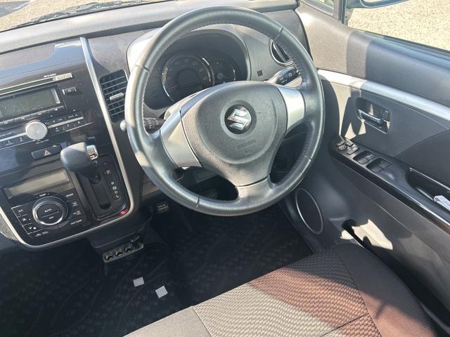 ワゴンＲスティングレー Ｘ　４ＷＤ（車検２年）基本装備フル装備　純正ＣＤオーディオ　スマートキー　プッシュスタート　インパネＣＶＴ　ＨＩＤ　ＡＢＳ　社外１４インチＡＷ　タイミングチェーンエンジン（19枚目）