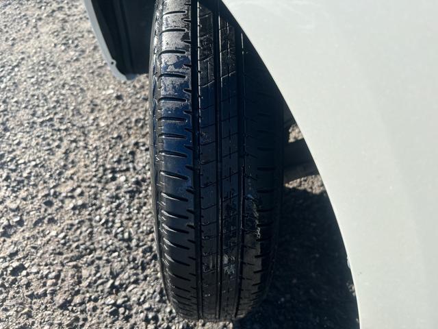 ＭＲワゴン Ｇ　４ＷＤ　車検令和８年４月　基本装備フル装備　社外ＣＤオーディオ　ＡＵＸ　ＵＳＢ　キーレス　インパネＣＶＴ　ＡＢＳ　社外１３インチＡＷ　タイミングチェーンエンジン（5枚目）