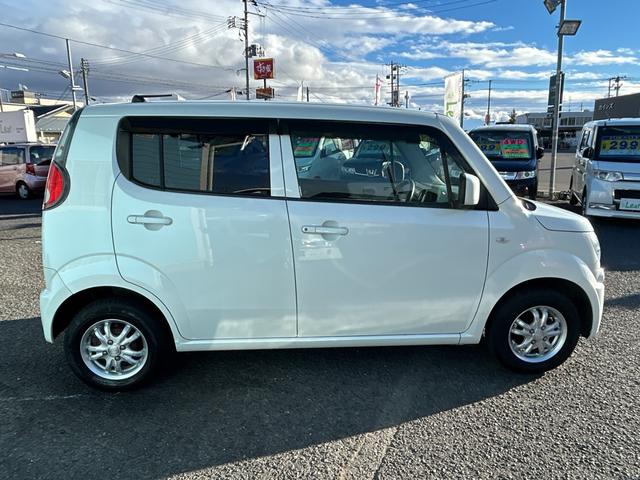 ＭＲワゴン Ｇ　４ＷＤ　車検令和８年４月　基本装備フル装備　社外ＣＤオーディオ　ＡＵＸ　ＵＳＢ　キーレス　インパネＣＶＴ　ＡＢＳ　社外１３インチＡＷ　タイミングチェーンエンジン（8枚目）