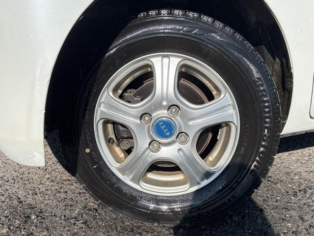 タント G 4WD(車検令和9年6月)基本装備フル装備 左側電動スライドドア 純正CDオーディオ キーレス インパネCVT ABS 社外13インチAWスタッドレスタイヤ装着済 タイミングチェーンエンジン(4枚目)