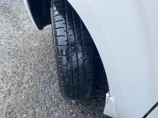 ステラ L 4WD(車検2年)基本装備フル装備 社外CDオーディオ キーレス インパネCVT 純正14インチホイール(5枚目)