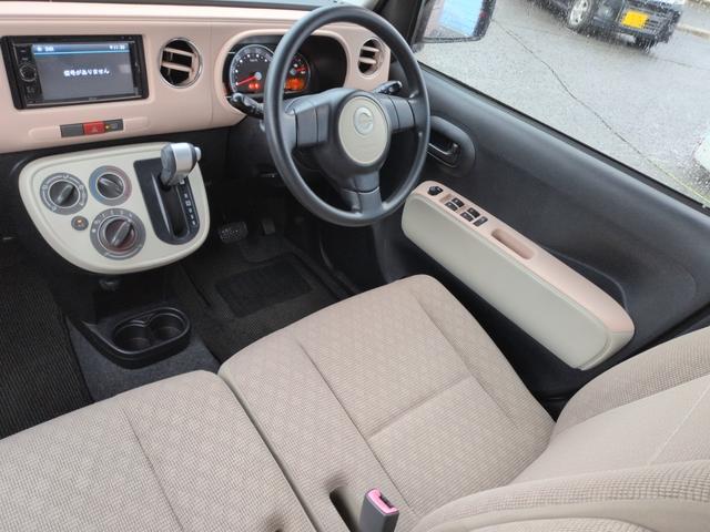 ミラココア ココアＬ　４ＷＤ　アイドリングストップ（車検２年）基本装備フル装備　社外メモリーナビ　キーレス　インパネＣＶＴ　ＡＢＳ　社外１５インチＡＷスタッドレスタイヤ装着済　タイミングチェーンエンジン（19枚目）