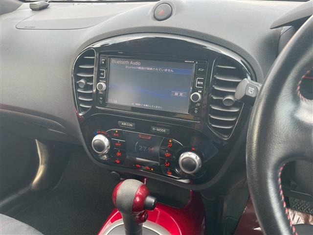 ジューク １５ＲＸ　Ｖセレ　パーソナライゼーション　純正ＳＤナビ（ＣＤ、ＤＶＤ、Ｂｌｕｅｔｏｏｔｈ、ワンセグ）　バックカメラ　アイドリングストップ　衝突被害軽減ブレーキ　横滑り防止　ウィンカーミラー　純正フロアマット　ドアバイザー（12枚目）