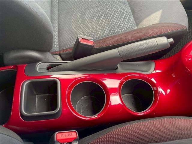 ジューク １５ＲＸ　Ｖセレ　パーソナライゼーション　純正ＳＤナビ（ＣＤ、ＤＶＤ、Ｂｌｕｅｔｏｏｔｈ、ワンセグ）　バックカメラ　アイドリングストップ　衝突被害軽減ブレーキ　横滑り防止　ウィンカーミラー　純正フロアマット　ドアバイザー（34枚目）