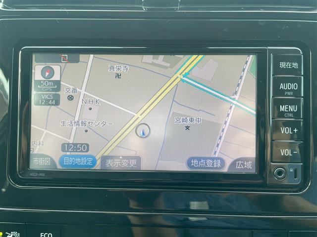 プリウス Ｓ　純正ＳＤナビ（ＣＤ、Ｂｌｕｅｔｏｏｔｈ、ワンセグ）　ＥＴＣ　エアロ　ＬＥＤ　クルコン　オートハイビーム　純正フロアマット　ドアバイザー　衝突被害軽減ブレーキ　横滑り防止　レーンキープ（14枚目）