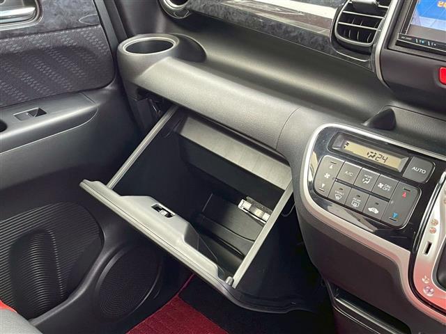 Ｎ－ＢＯＸ モデューロＸ　Ｇ・ターボパッケージ　特別仕様車　モデューロＸ専用ローダウンサス＆ホイール　専用インテリア＆エクステリア　ナビ　バックカメラ　ケンウッドサブウーファー＆ツイーター　シートカバー　前後ドラレコ　無限フロアマット　ＥＴＣ（42枚目）