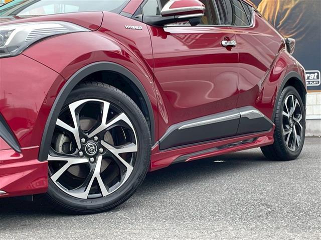 Ｃ－ＨＲ Ｇ　モデリスタエアロ　純正９インチナビ　バックカメラ　ＨＤＭＩ入力　ＵＳＢ入力　フルセグＴＶ　シートヒーター　純正ラゲッジマット　ブラインドスポットモニター　衝突軽減ブレーキ　オートハイビーム（10枚目）