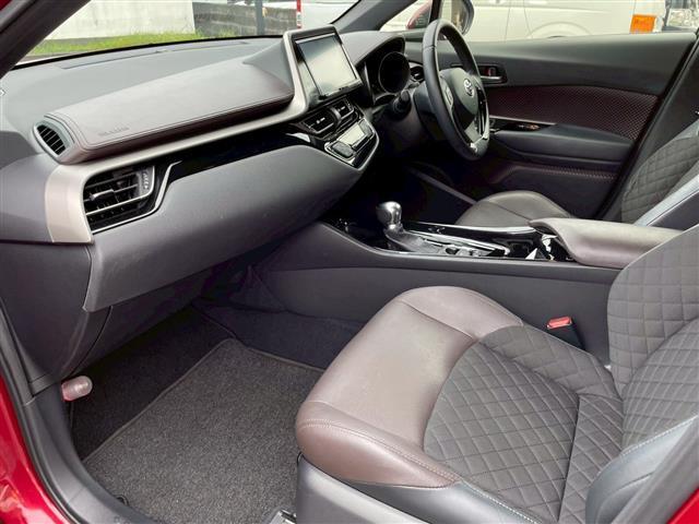 Ｃ－ＨＲ Ｇ　モデリスタエアロ　純正９インチナビ　バックカメラ　ＨＤＭＩ入力　ＵＳＢ入力　フルセグＴＶ　シートヒーター　純正ラゲッジマット　ブラインドスポットモニター　衝突軽減ブレーキ　オートハイビーム（37枚目）