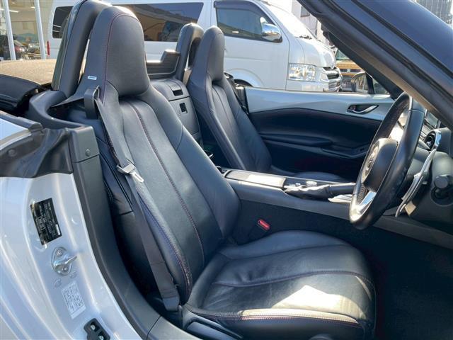 ロードスター Sレザーパッケージ BOSEサウンド メーカーナビ バックカメラ 黒レザーシート シートヒーター ブラインドスポットモニター レーンキープアシスト パドルシフト フルセグTV Bluetooth DVD再生 ETC(17枚目)