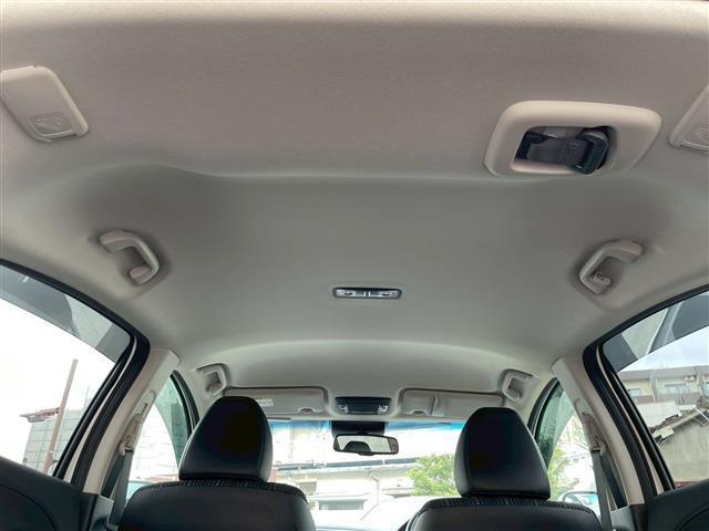 ヴェゼル ハイブリッドＺ・ホンダセンシング　純正９インチＳＤナビ　フルセグ　ＣＤ　ＤＶＤ　Ｂｌｕｅｔｏｏｔｈ　ＨＤＭＩ　バックカメラ　ＥＴＣ　シートヒーター　クルコン　ステアリングリモコン　純正フロアマット　ドアバイザー　ＬＥＤ　フォグランプ（31枚目）