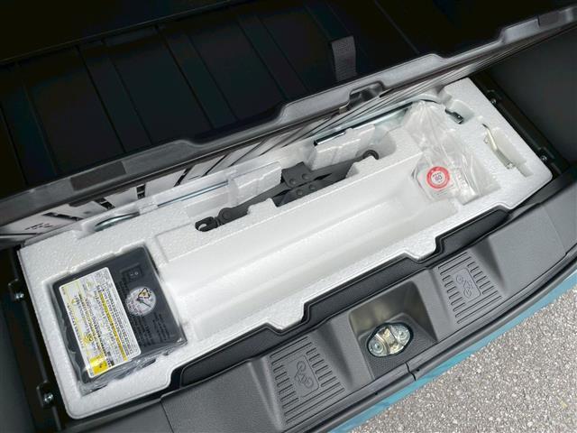 スペーシアベース ＸＦ　シートヒーター　クルコン　片側パワースライド　ルーフレール　衝突被害軽減ブレーキ　リアソナー　レーンキープ　アイドリングストップ　ＬＥＤ　フロントフォグ　ＵＳＢ（39枚目）