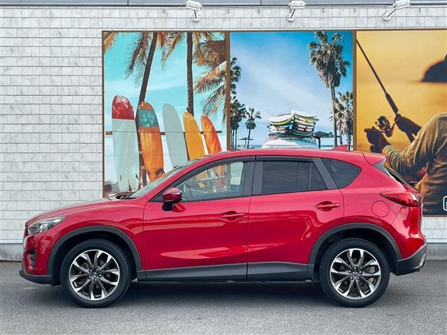 ＣＸ－５ ＸＤ　Ｌパッケージ　ワンオーナー　シートヒーター　パワーシート　純正ＳＤナビ　フルセグ　ＣＤ　ＤＶＤ　Ｂｌｕｅｔｏｏｔｈ　ＥＴＣ　バックカメラ　クルコン　衝突被害軽減ブレーキ　レーンキープ　リアセンサー　純正フロアマット（6枚目）