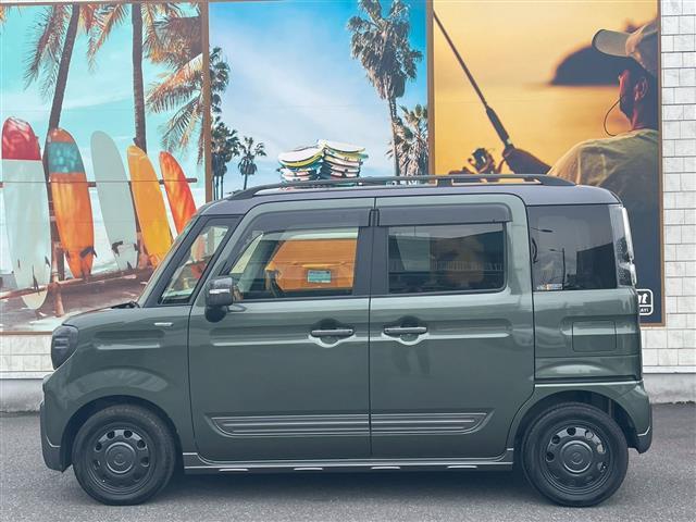 スペーシアギア ハイブリッドXZ 全方位カメラ 純正ナビ フルセグ CD DVD Bluetooth シートヒーター 両側パワースライド クルコン ETC ドラレコ 衝突被害軽減ブレーキ 横滑り防止 レーンキープ 純正フロアマット(4枚目)