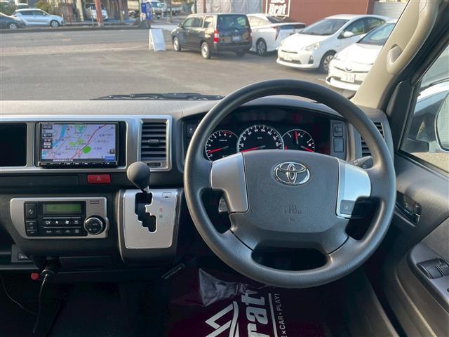 ハイエースワゴン 　パナソニックＳＤナビ（ＣＤ　Ｂｌｕｅｔｏｏｔｈ　ワンセグＴＶ）　ＡＣ１００Ｖコンセント　ＥＴＣ　片側パワースライドドア　衝突軽減ブレーキ　レーンキープアシスト　オートハイビーム　オートライト（10枚目）