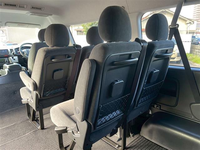 ハイエースワゴン 　パナソニックＳＤナビ（ＣＤ　Ｂｌｕｅｔｏｏｔｈ　ワンセグＴＶ）　ＡＣ１００Ｖコンセント　ＥＴＣ　片側パワースライドドア　衝突軽減ブレーキ　レーンキープアシスト　オートハイビーム　オートライト（19枚目）