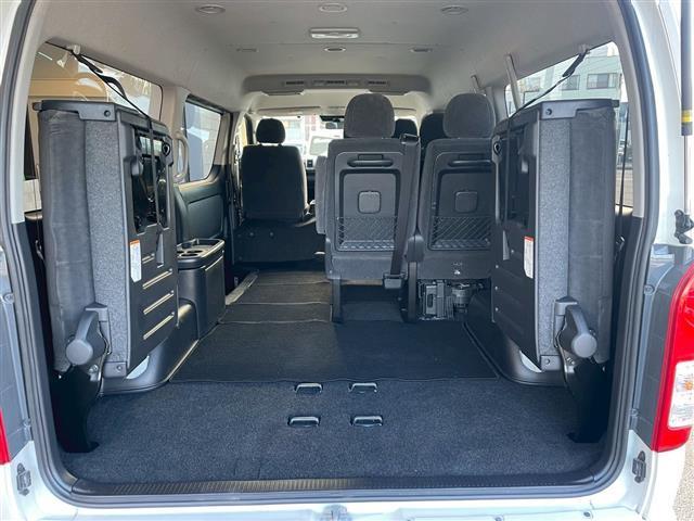 ハイエースワゴン 　パナソニックＳＤナビ（ＣＤ　Ｂｌｕｅｔｏｏｔｈ　ワンセグＴＶ）　ＡＣ１００Ｖコンセント　ＥＴＣ　片側パワースライドドア　衝突軽減ブレーキ　レーンキープアシスト　オートハイビーム　オートライト（22枚目）