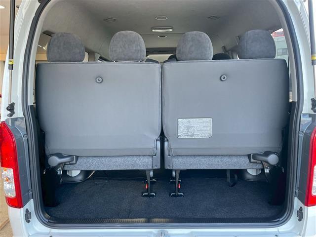 ハイエースワゴン 　パナソニックＳＤナビ（ＣＤ　Ｂｌｕｅｔｏｏｔｈ　ワンセグＴＶ）　ＡＣ１００Ｖコンセント　ＥＴＣ　片側パワースライドドア　衝突軽減ブレーキ　レーンキープアシスト　オートハイビーム　オートライト（24枚目）