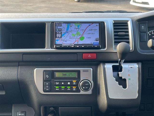 ハイエースワゴン 　パナソニックＳＤナビ（ＣＤ　Ｂｌｕｅｔｏｏｔｈ　ワンセグＴＶ）　ＡＣ１００Ｖコンセント　ＥＴＣ　片側パワースライドドア　衝突軽減ブレーキ　レーンキープアシスト　オートハイビーム　オートライト（25枚目）