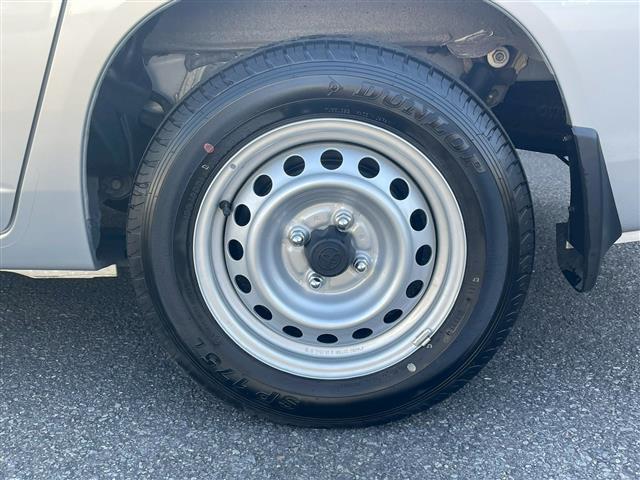 プロボックス ハイブリッドＧＸ　社外ディスプレイオーディオ　Ｂｌｕｅｔｏｏｔｈ　アップルカープレイ　アンドロイドオート　ＵＳＢ　バックカメラ　ＥＴＣ　ドアバイザー　純正ゴムマット　オートマチックハイビーム　衝突被害軽減ブレーキ（10枚目）