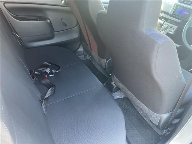 プロボックス ハイブリッドＧＸ　社外ディスプレイオーディオ　Ｂｌｕｅｔｏｏｔｈ　アップルカープレイ　アンドロイドオート　ＵＳＢ　バックカメラ　ＥＴＣ　ドアバイザー　純正ゴムマット　オートマチックハイビーム　衝突被害軽減ブレーキ（26枚目）