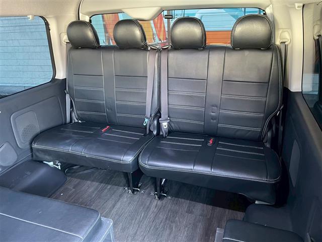 木目フローリング張り　シートカバー装着