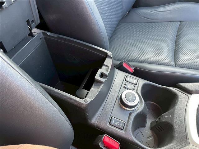 エクストレイル 20X エマージェンシーブレーキパッケージ 純正コネクトナビ 全方位カメラ シートヒーター クルコン ETC 衝突被害軽減ブレーキ 横滑り防止 純正フロアマット ドアバイザー カプロンシート LED フロントフォグ(33枚目)