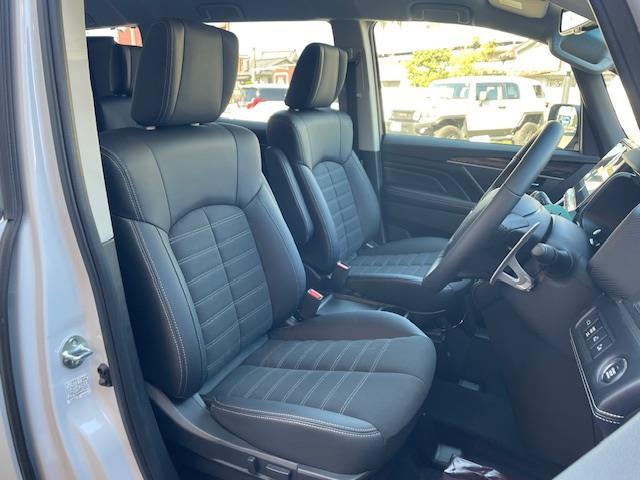 デリカD:5 シャモニー WEDSホイール オープンカントリーR/T アルパイン11インチナビ・12.8インチフリップダウンモニター 全方位カメラ ルーフラック ヘッドライトシャドウ 前席シートヒーター D席パワーシート(9枚目)