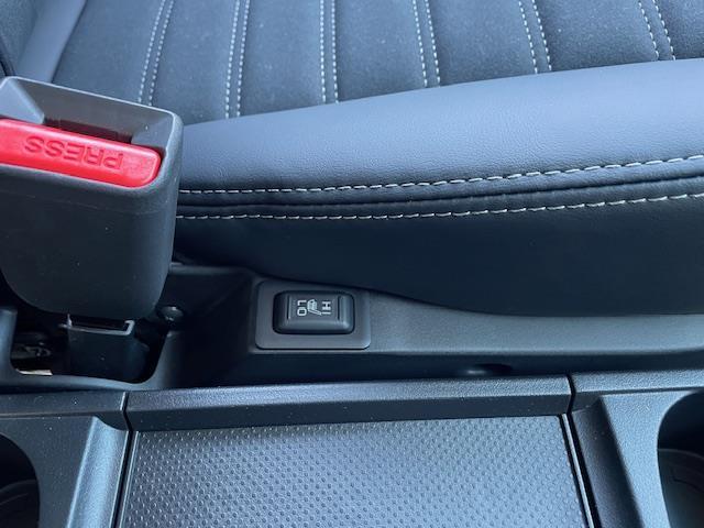 デリカD:5 シャモニー WEDSホイール オープンカントリーR/T アルパイン11インチナビ・12.8インチフリップダウンモニター 全方位カメラ ルーフラック ヘッドライトシャドウ 前席シートヒーター D席パワーシート(33枚目)