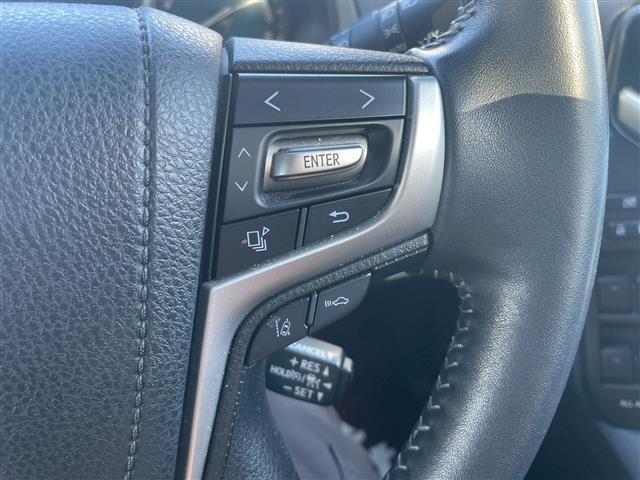 ランドクルーザープラド TX Lパッケージ 純正9インチナビ デジタルインナーミラー フロントカメラ バックカメラ ルーフレール 黒レザーシート エアシート シートヒーター パワーシート センターデフロック ETC2.0 ドラレコ(29枚目)