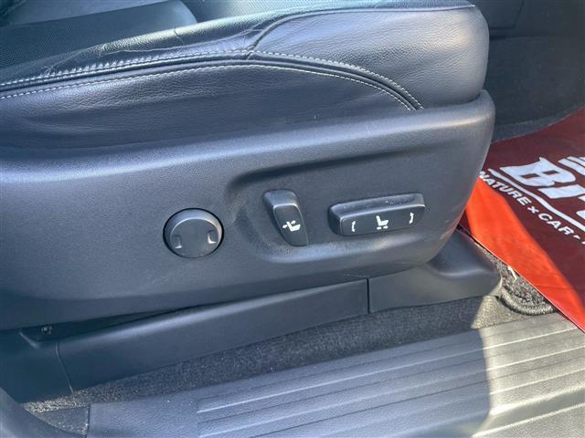 ランドクルーザープラド TX Lパッケージ 純正9インチナビ デジタルインナーミラー フロントカメラ バックカメラ ルーフレール 黒レザーシート エアシート シートヒーター パワーシート センターデフロック ETC2.0 ドラレコ(33枚目)