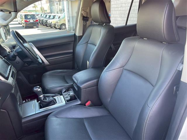 ランドクルーザープラド TX Lパッケージ 純正9インチナビ デジタルインナーミラー フロントカメラ バックカメラ ルーフレール 黒レザーシート エアシート シートヒーター パワーシート センターデフロック ETC2.0 ドラレコ(39枚目)