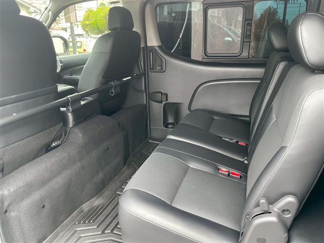 キャラバン ロングプロスタイルグランドプレミアムＧＸ　ベッドキット　防水シート　ルーフスポイラー　ヒッチメンバー　純正ＳＤナビ（ＣＤ・ＤＶＤ・Ｂｌｕｅｔｏｏｔｈ・フルセグＴＶ）全方位カメラ　デジタルインナーミラー　ＥＴＣ　ドライブレコーダー（13枚目）