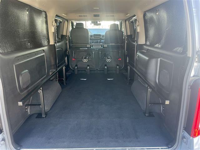 キャラバン ロングプロスタイルグランドプレミアムＧＸ　ベッドキット　防水シート　ルーフスポイラー　ヒッチメンバー　純正ＳＤナビ（ＣＤ・ＤＶＤ・Ｂｌｕｅｔｏｏｔｈ・フルセグＴＶ）全方位カメラ　デジタルインナーミラー　ＥＴＣ　ドライブレコーダー（17枚目）