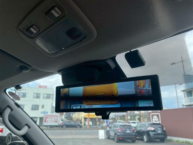 キャラバン ロングプロスタイルグランドプレミアムＧＸ　ベッドキット　防水シート　ルーフスポイラー　ヒッチメンバー　純正ＳＤナビ（ＣＤ・ＤＶＤ・Ｂｌｕｅｔｏｏｔｈ・フルセグＴＶ）全方位カメラ　デジタルインナーミラー　ＥＴＣ　ドライブレコーダー（26枚目）